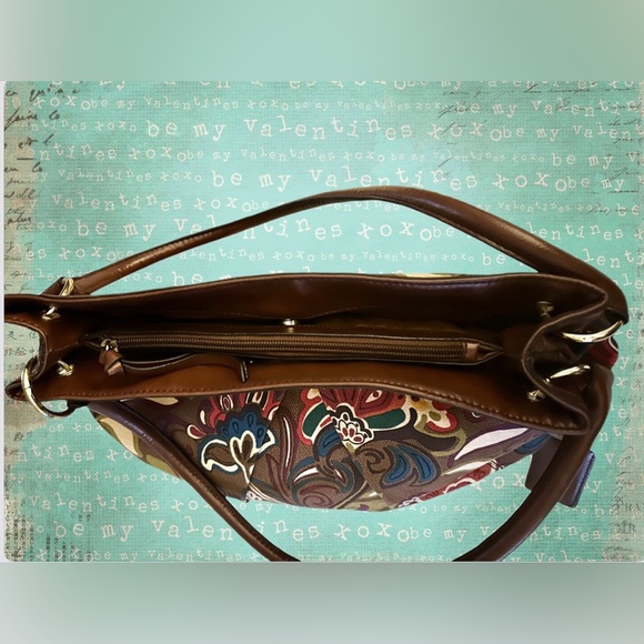 Relic Brand by FOSSIL Brown Floral Fabric Shoulder Bag with Brown Trim - Picture 5 of 10